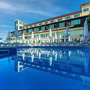 3* Otel Montecito