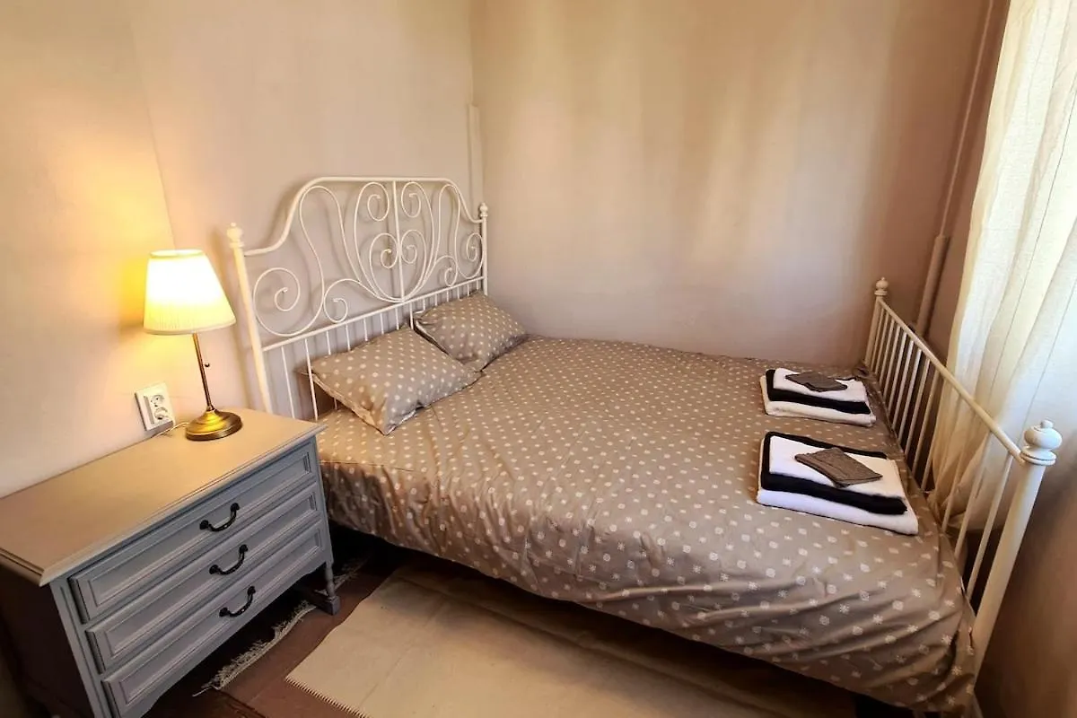 דירה סופיה Cozy 2-Bedroom In The Top Center בולגריה