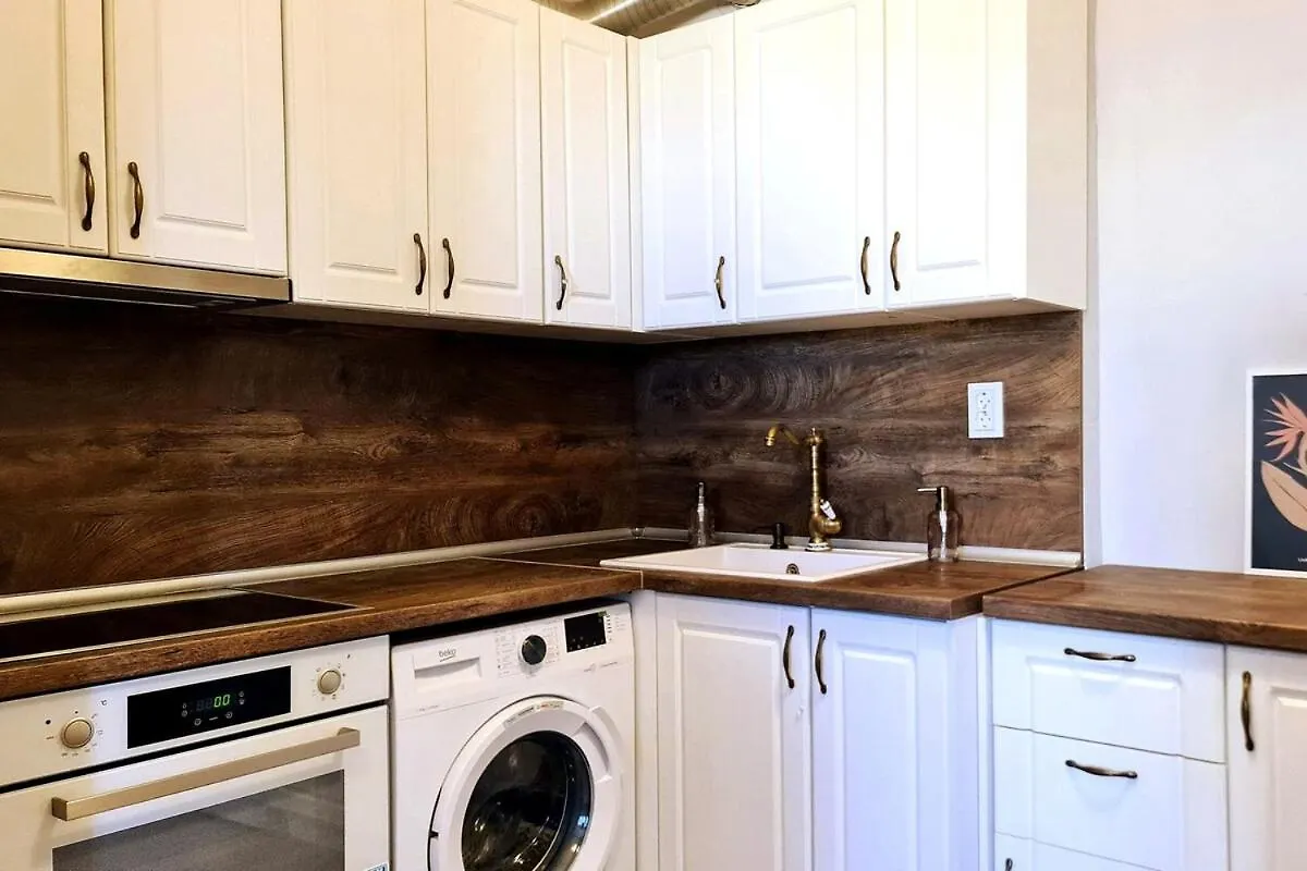 סופיה Cozy 2-Bedroom In The Top Center 0*,